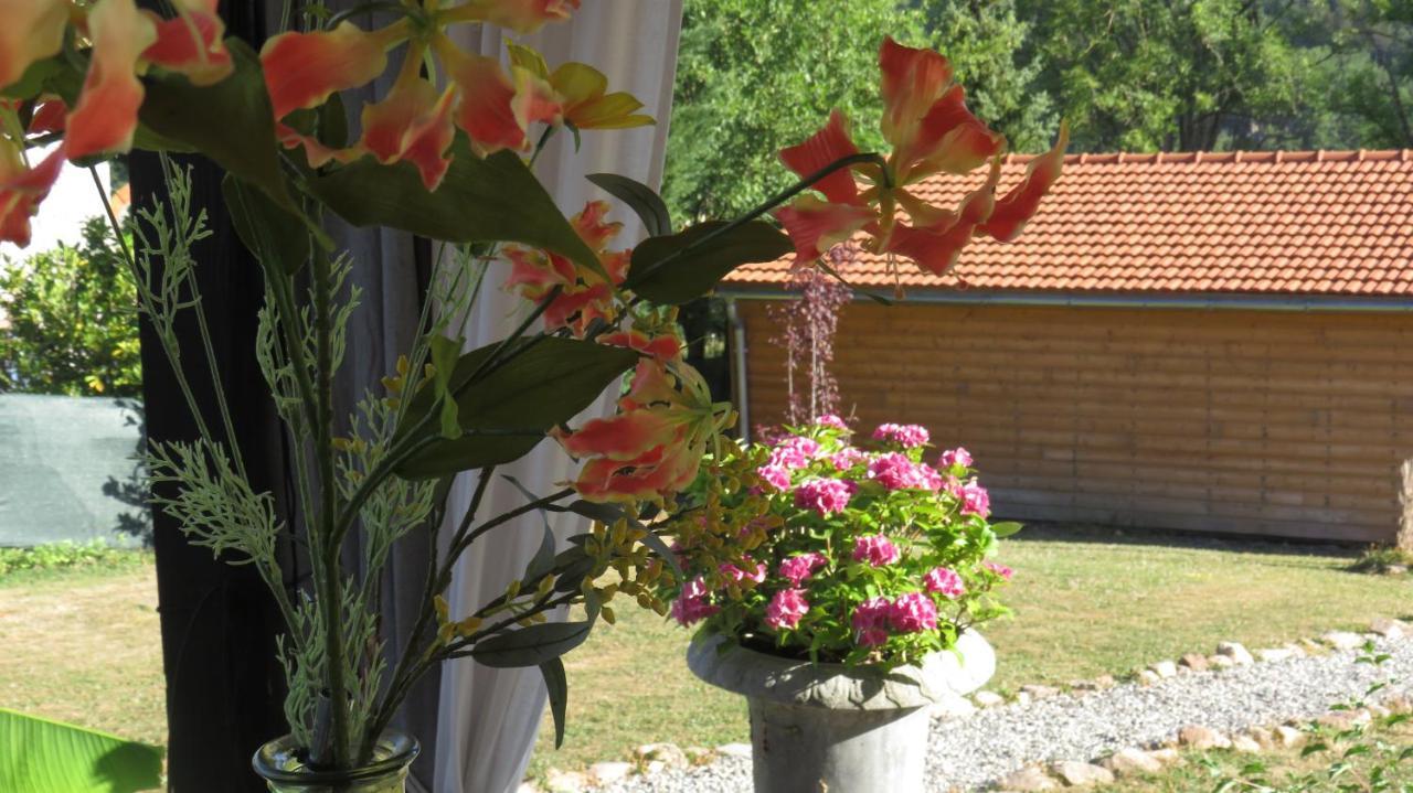 Chalets Lavaux Pouzol 外观 照片